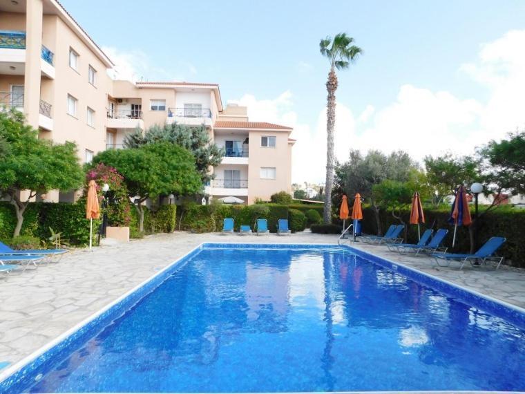 Emma'S Place, 2 Bedroom Apartment With Pool View Paphos Esterno foto
